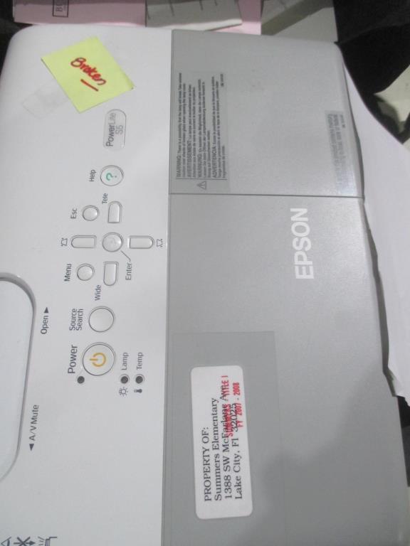 Epson EMP S5 LCD Projector