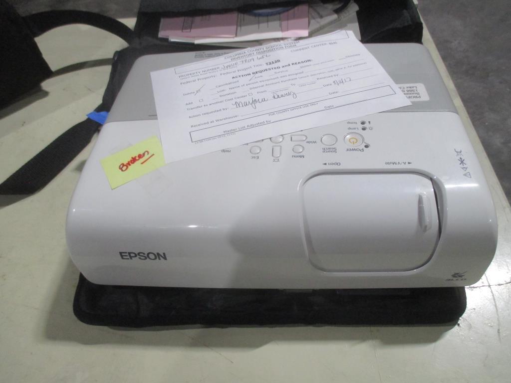 Epson EMP S5 LCD Projector