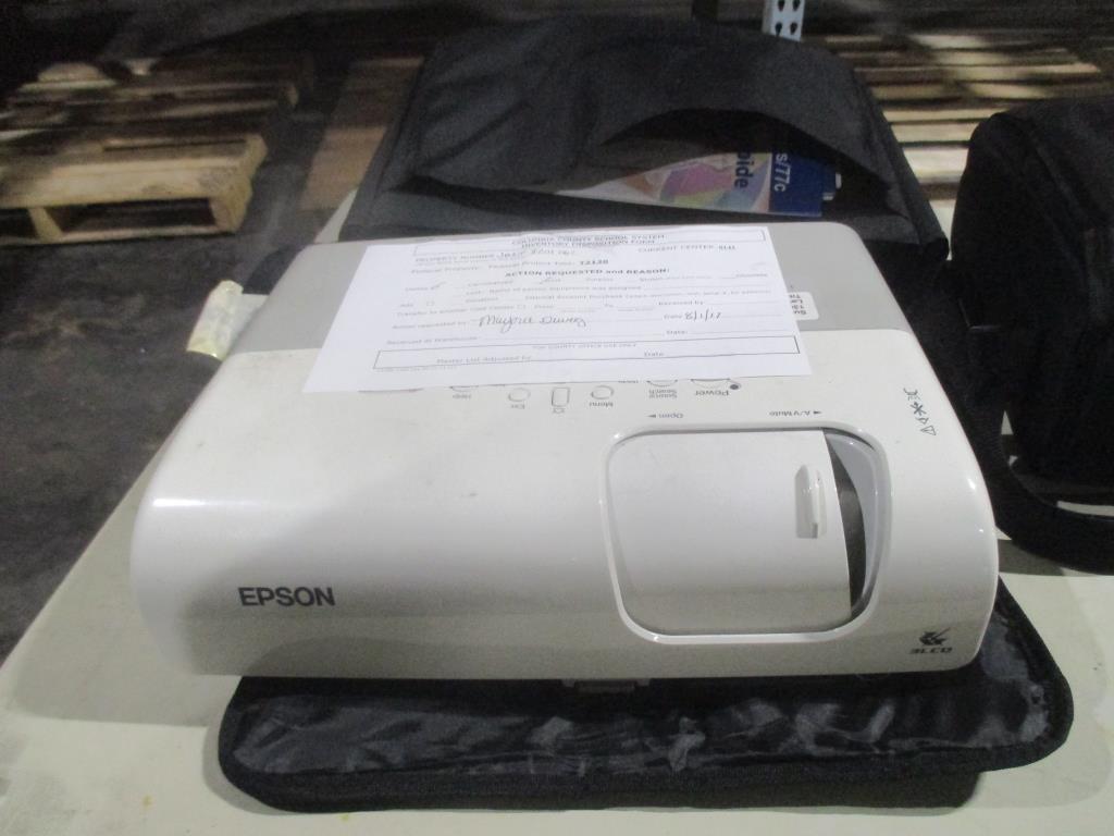 Epson EMP S5 LCD Projector