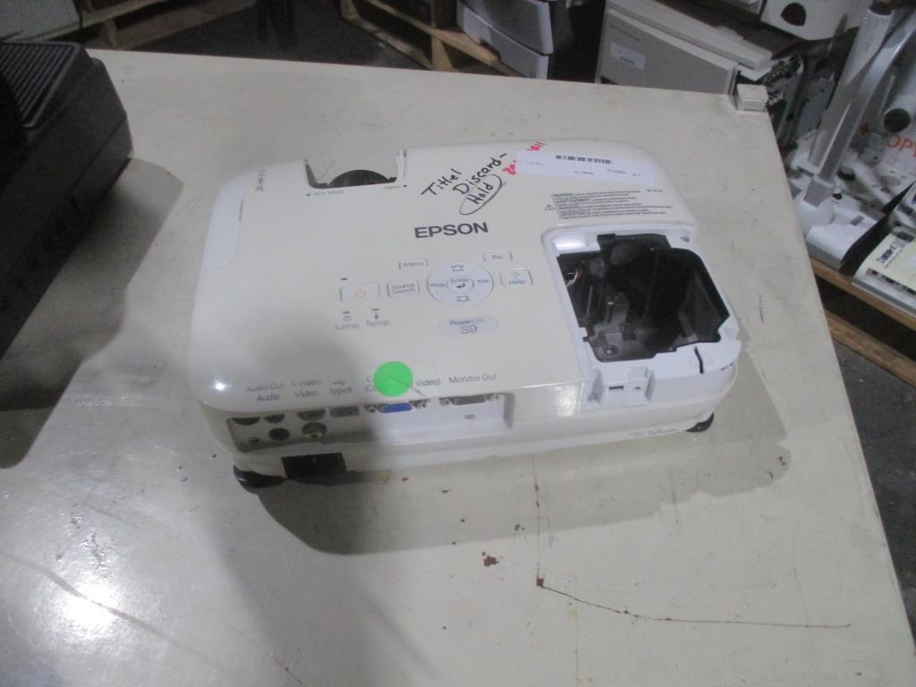 Epson H376A LCD Projector