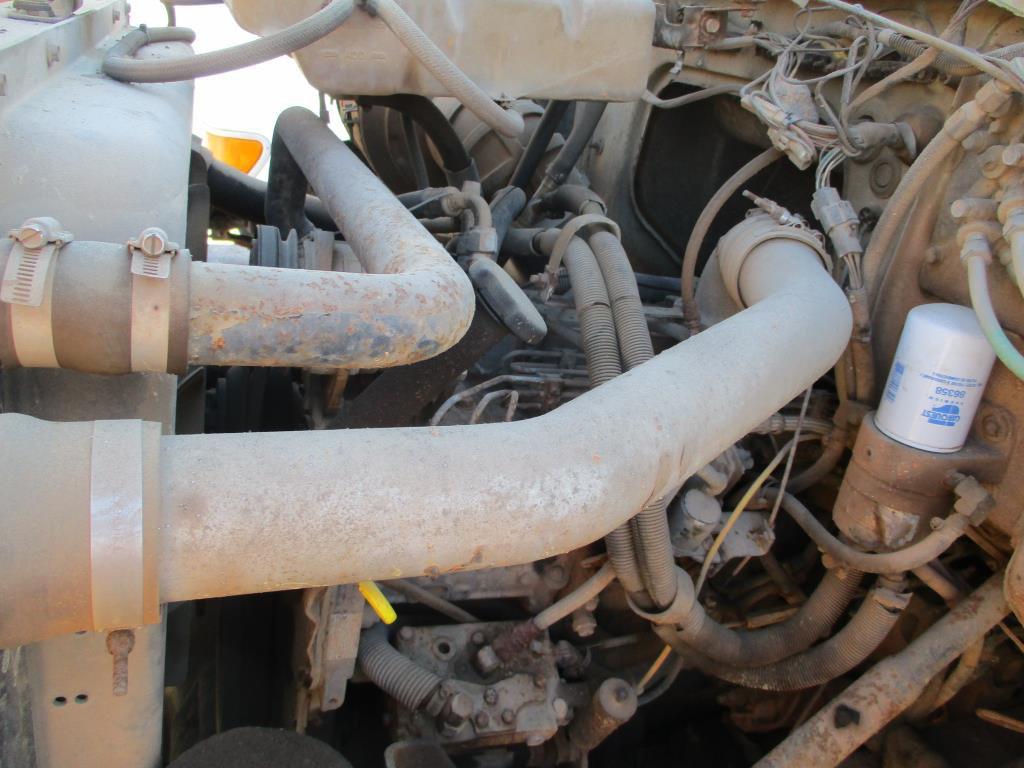 1994 Ford L8000 Dump Truck.
