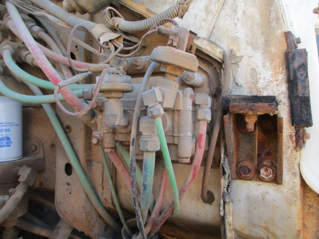 1994 Ford L8000 Dump Truck.