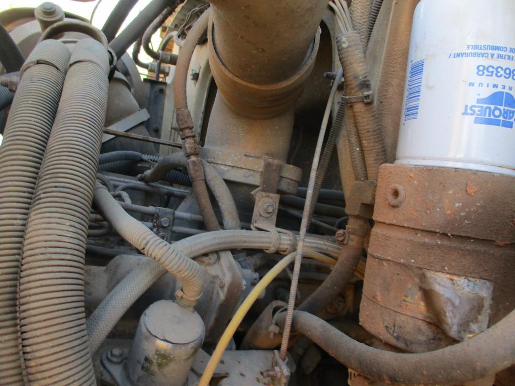 1994 Ford L8000 Dump Truck.