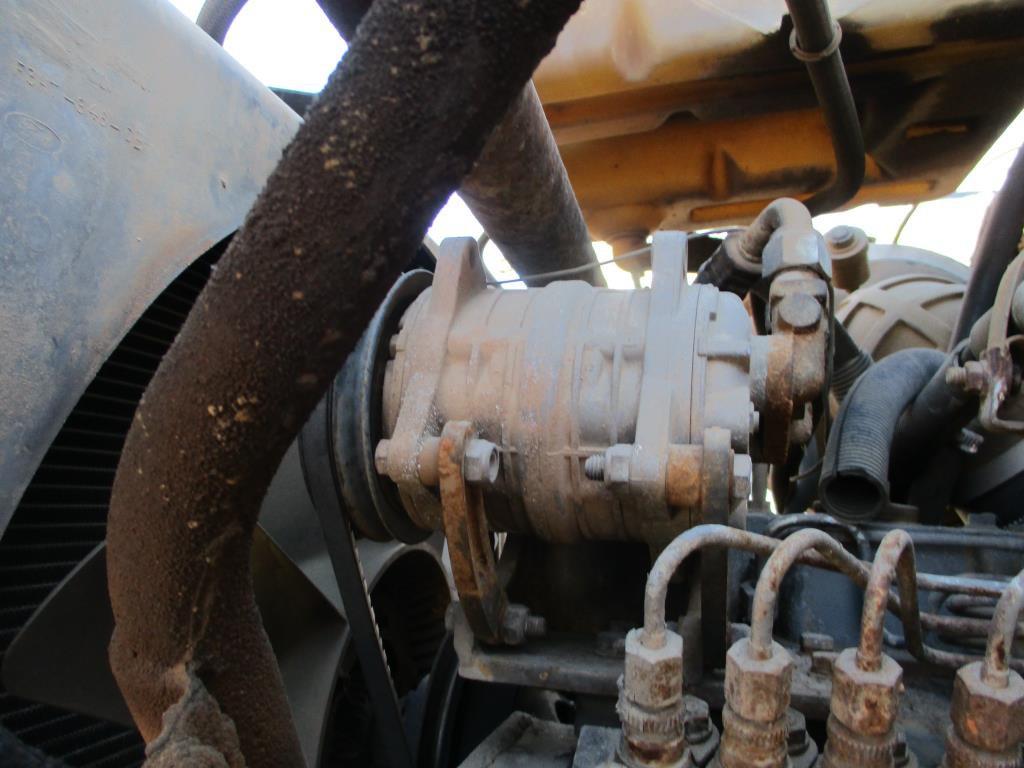 1994 Ford L8000 Dump Truck.