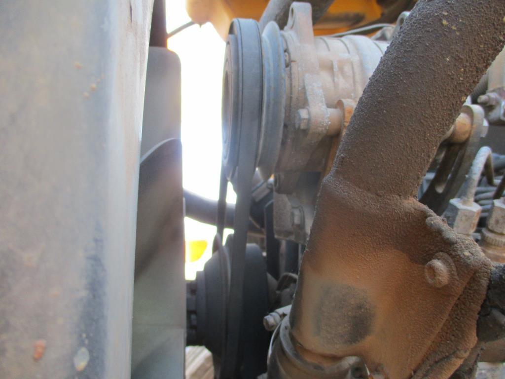1994 Ford L8000 Dump Truck.