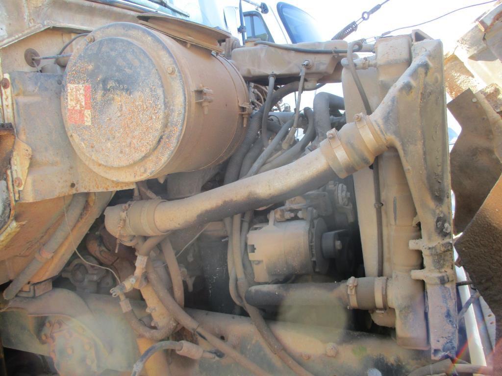 1994 Ford L8000 Dump Truck.