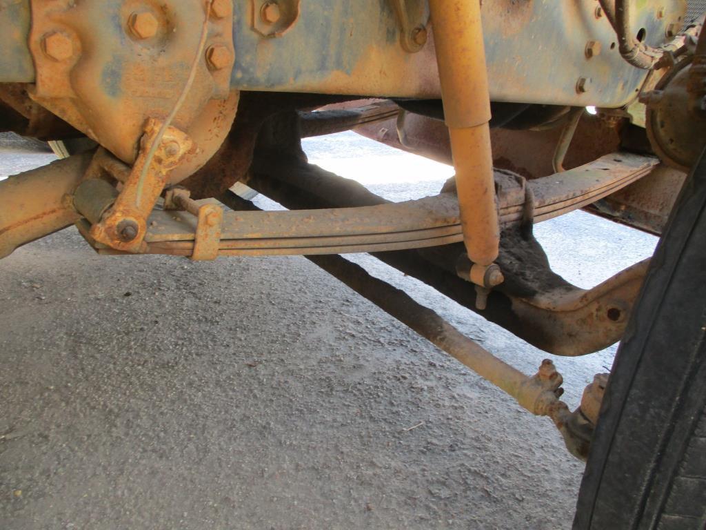1994 Ford L8000 Dump Truck.