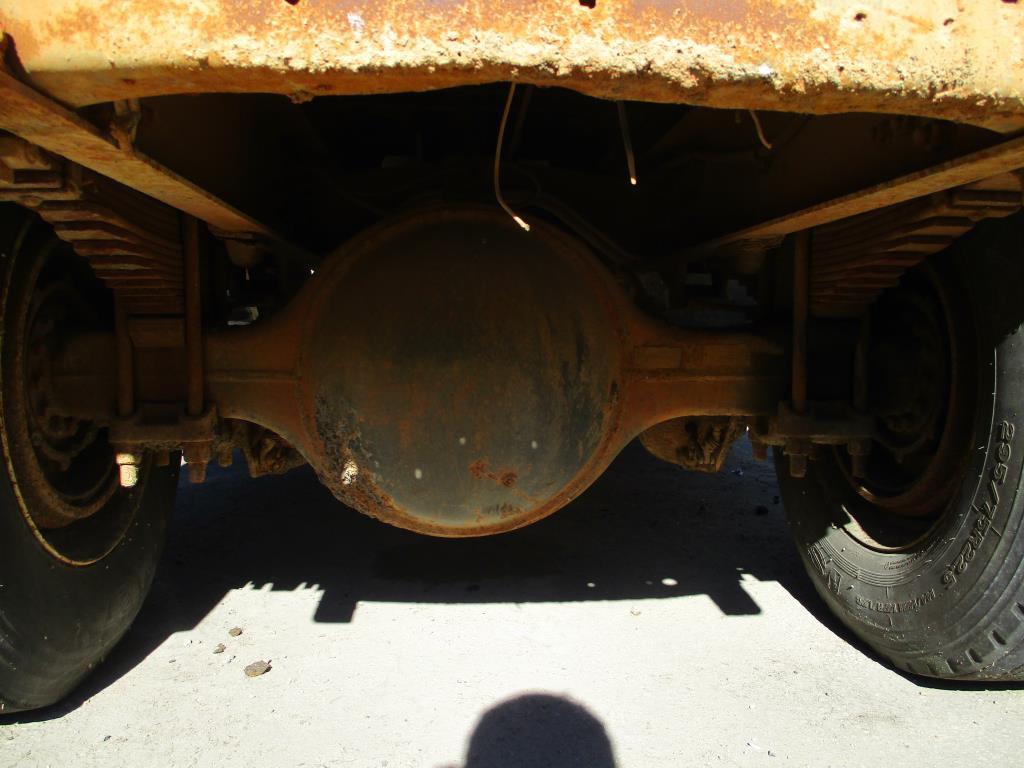 1994 Ford L8000 Dump Truck.