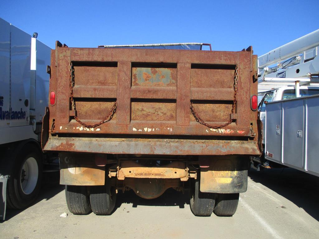 1994 Ford L8000 Dump Truck.