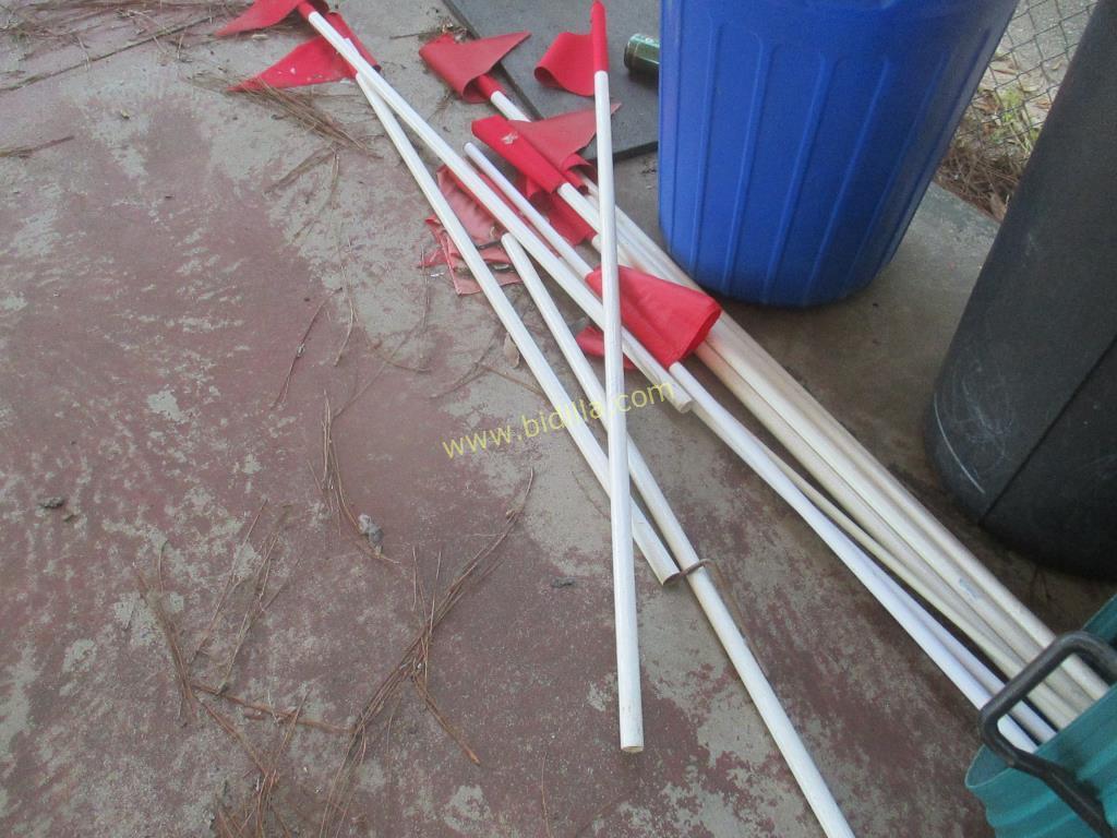 (12) Flags