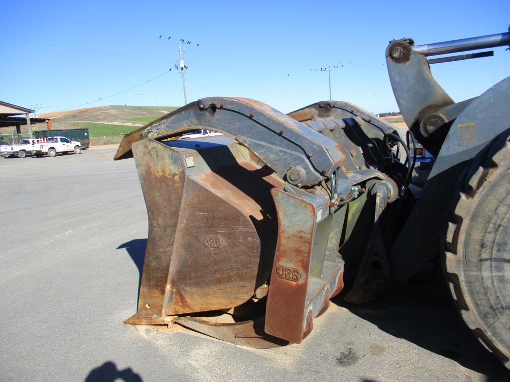 John Deere 644J Wheel Loader.