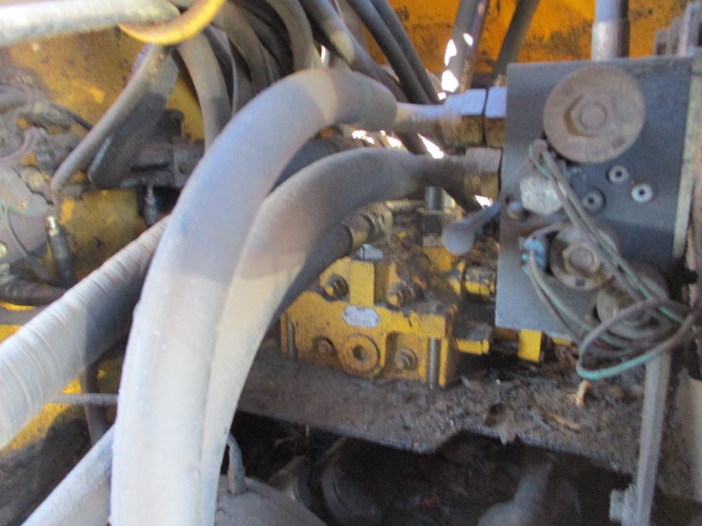 John Deere 644J Wheel Loader.