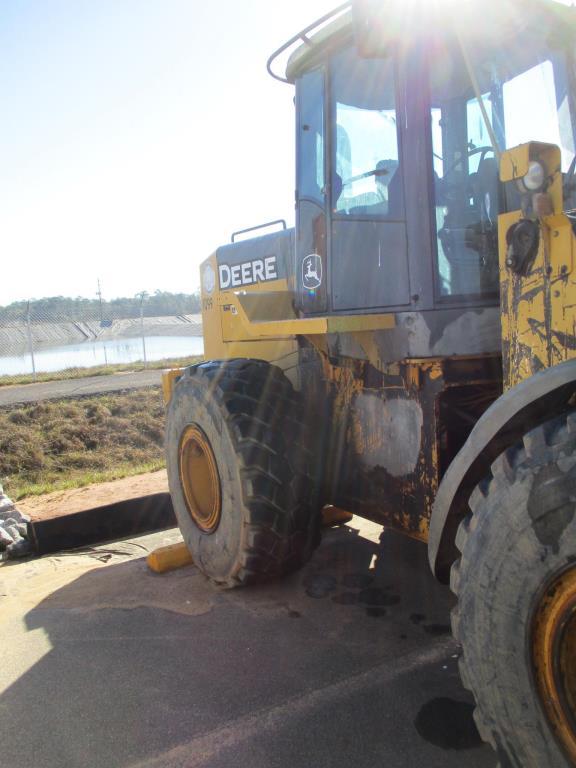 John Deere 644J Wheel Loader.