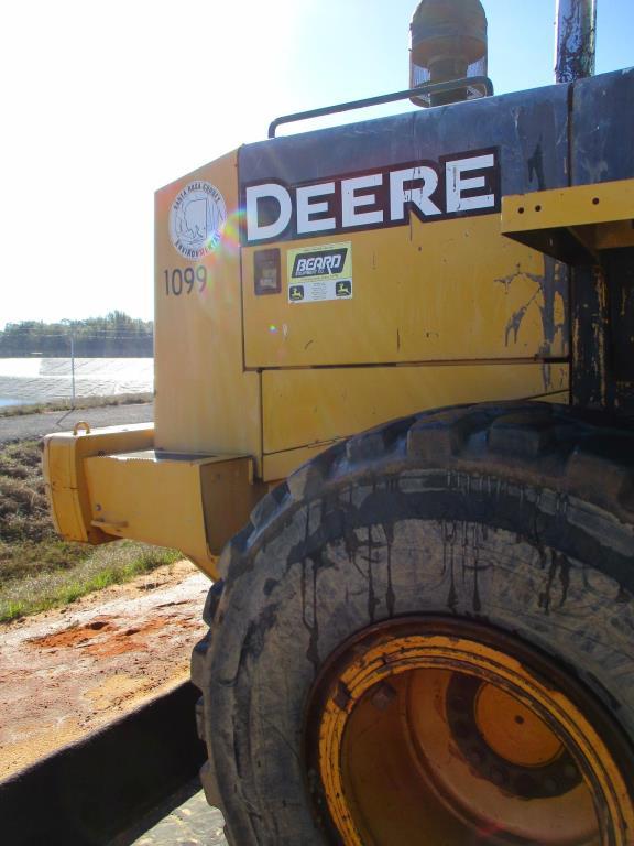 John Deere 644J Wheel Loader.