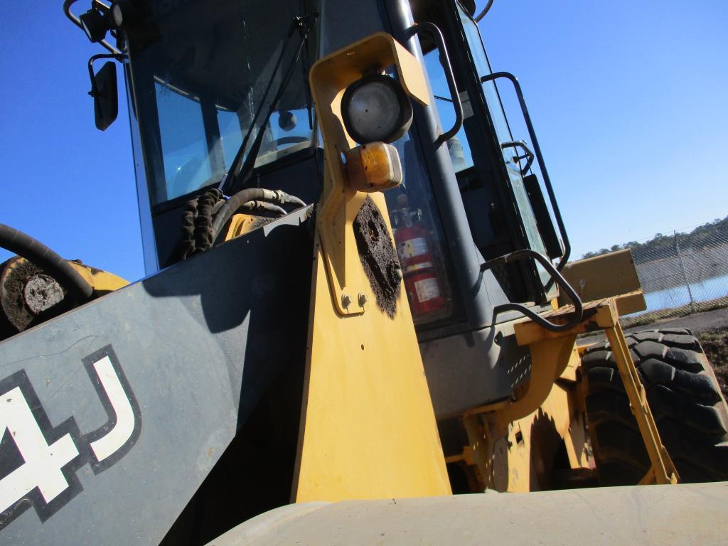 John Deere 644J Wheel Loader.