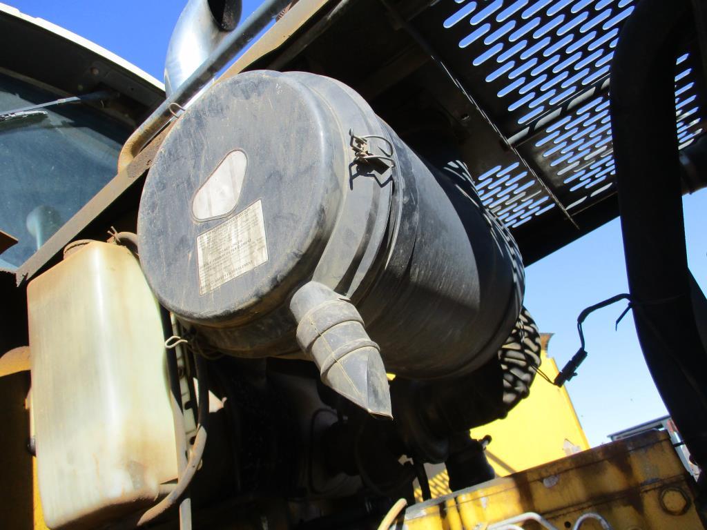 John Deere 644J Wheel Loader.