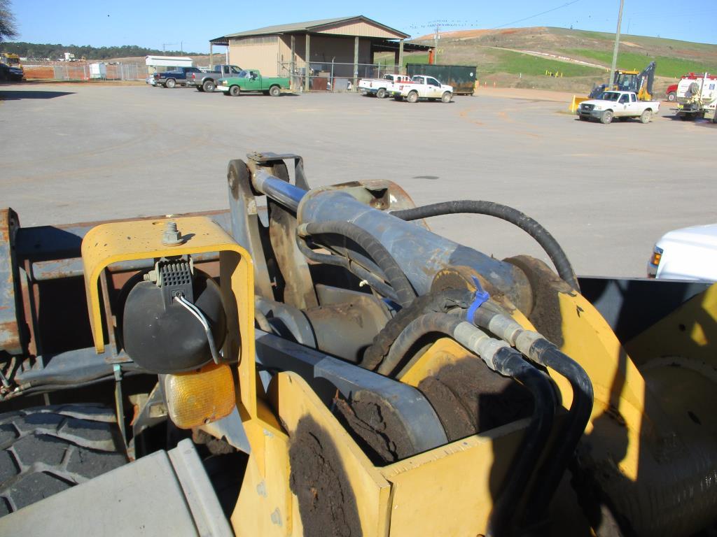 John Deere 644J Wheel Loader.