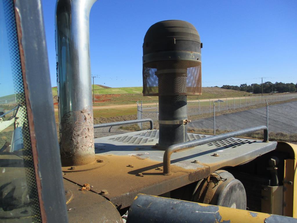 John Deere 644J Wheel Loader.