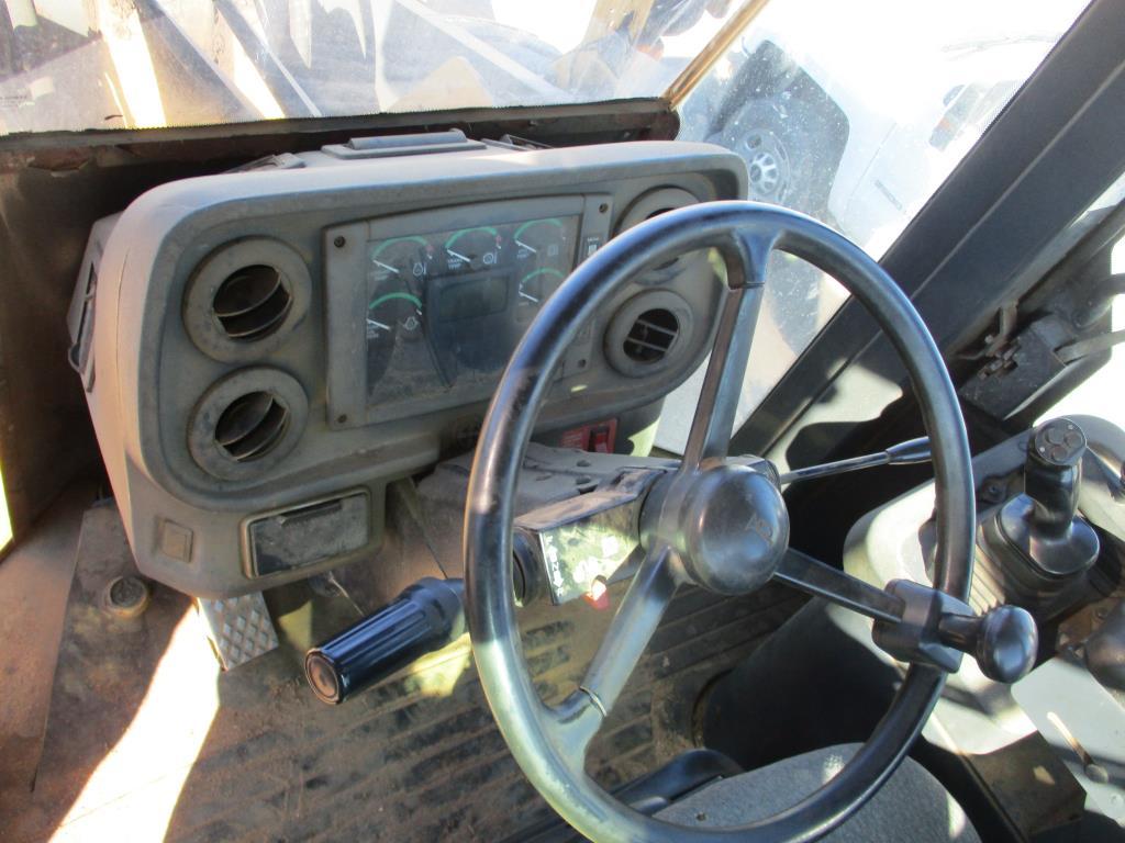 John Deere 644J Wheel Loader.