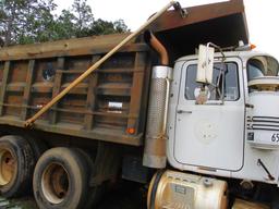 2001 Mack RD688S Dump Truck.