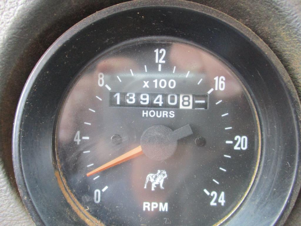 2001 Mack RD688S Dump Truck.