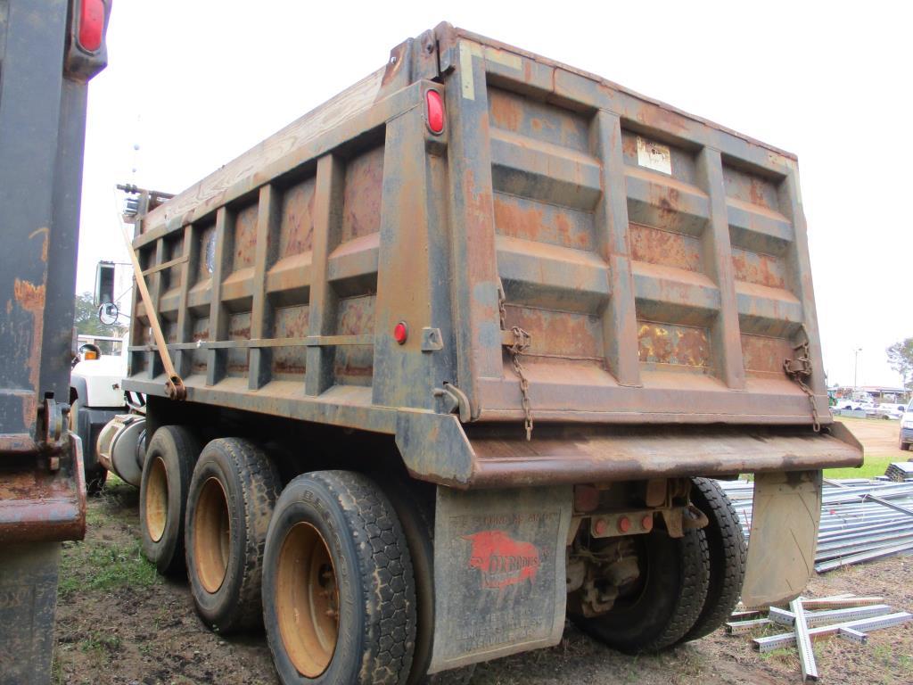 2001 Mack RD688S Dump Truck.