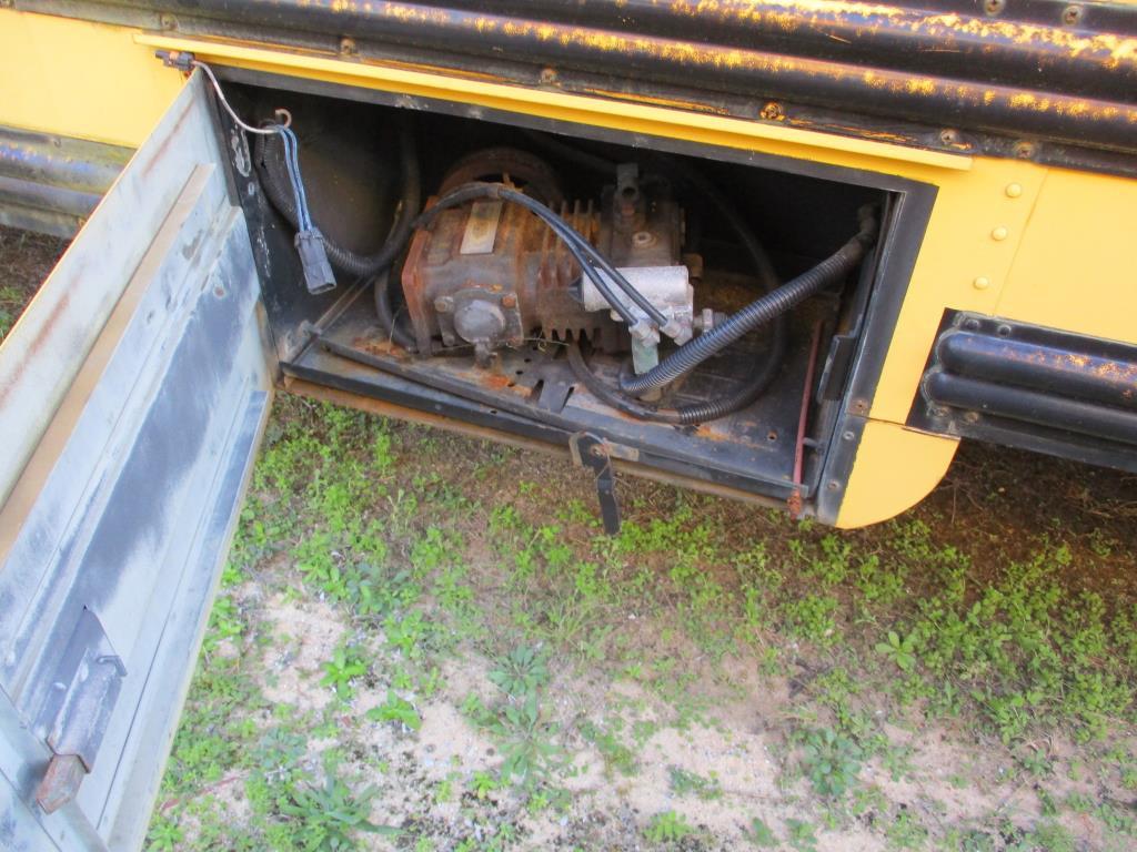 1995 Thomas Built School Bus International 3800