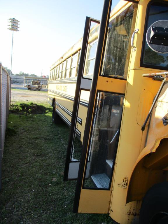 1995 Thomas Built School Bus International 3800