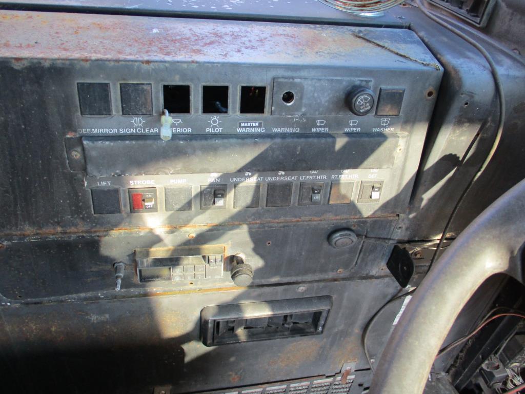 1995 Thomas Built School Bus International 3800