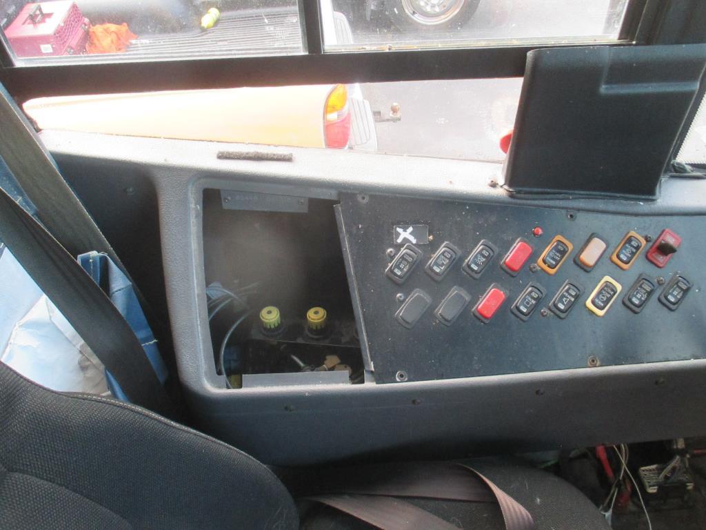 2007 Thomas Built School Bus Freightliner B2.