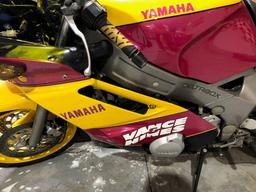 1992 Yamaha FZR 600 Factory Race Replica