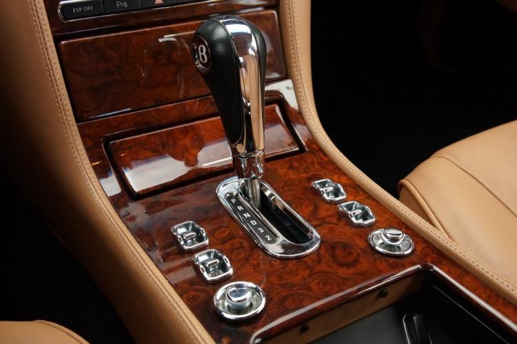 2005 Bentley Arnage Red Label 4-DOOR CAR