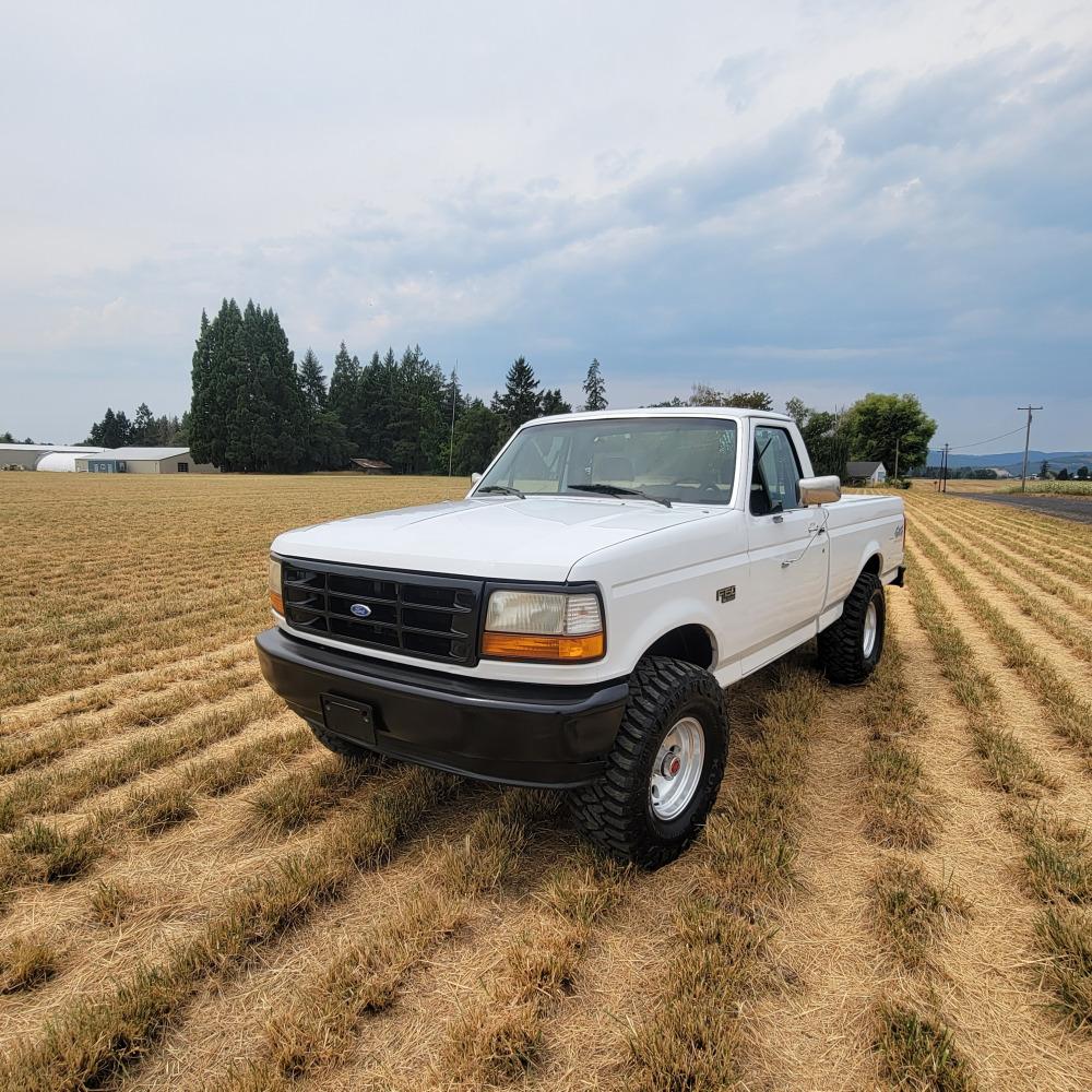 1994 Ford F150 4 x 4 Pickup