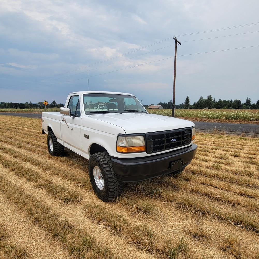 1994 Ford F150 4 x 4 Pickup