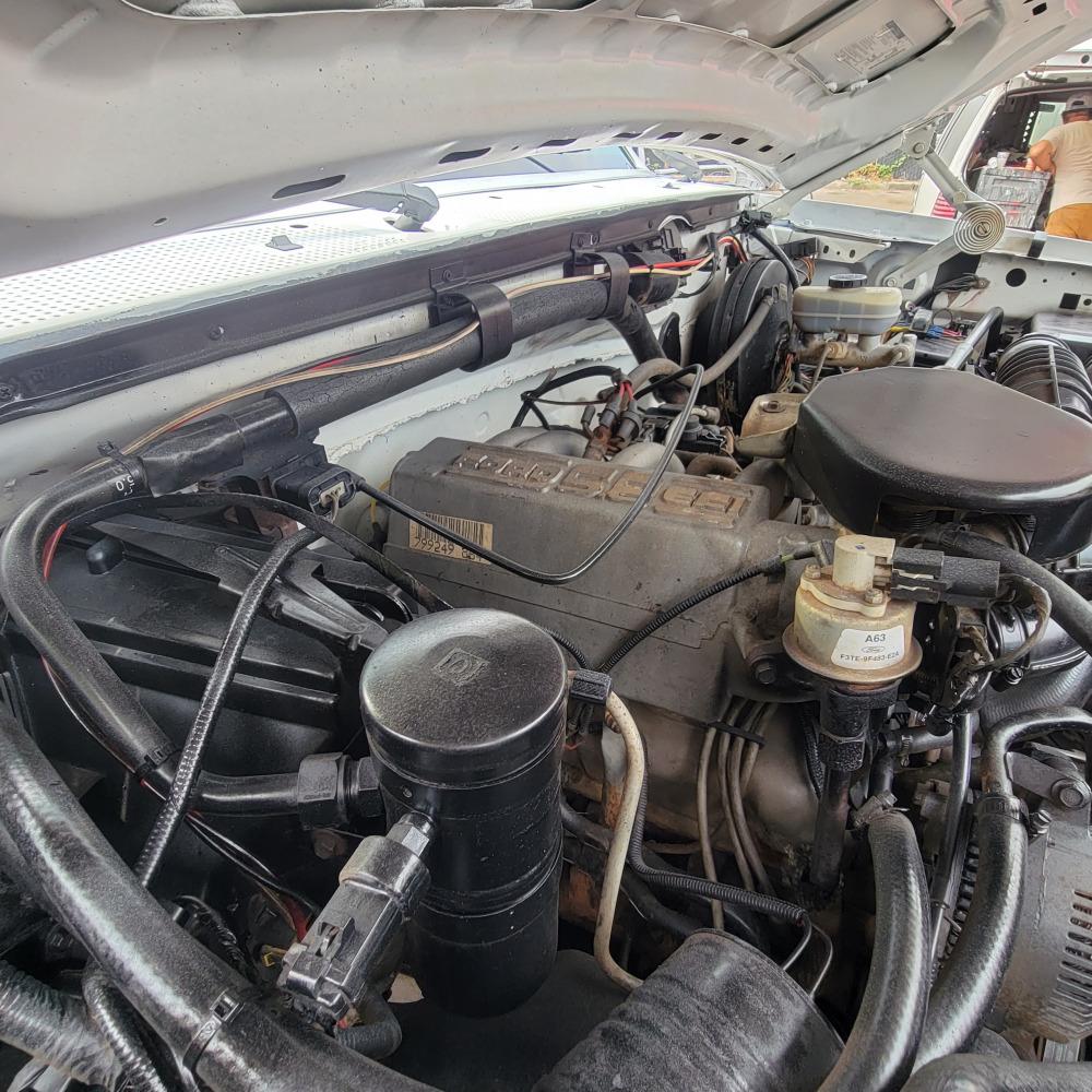 1994 Ford F150 4 x 4 Pickup