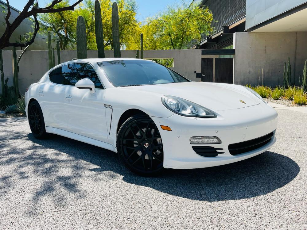 2011 Porsche Panamera 4DR