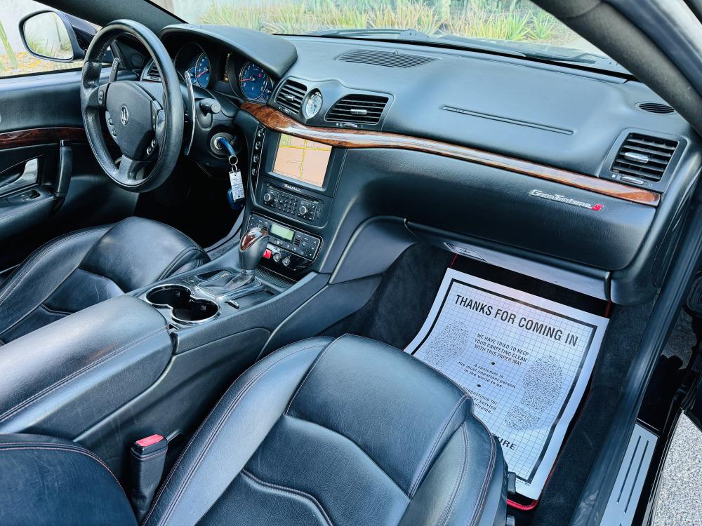 2012 Maserati Gran Turismo coupe