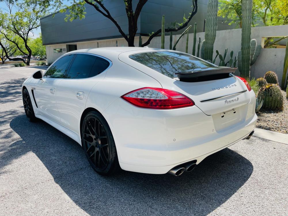 2011 Porsche Panamera 4DR