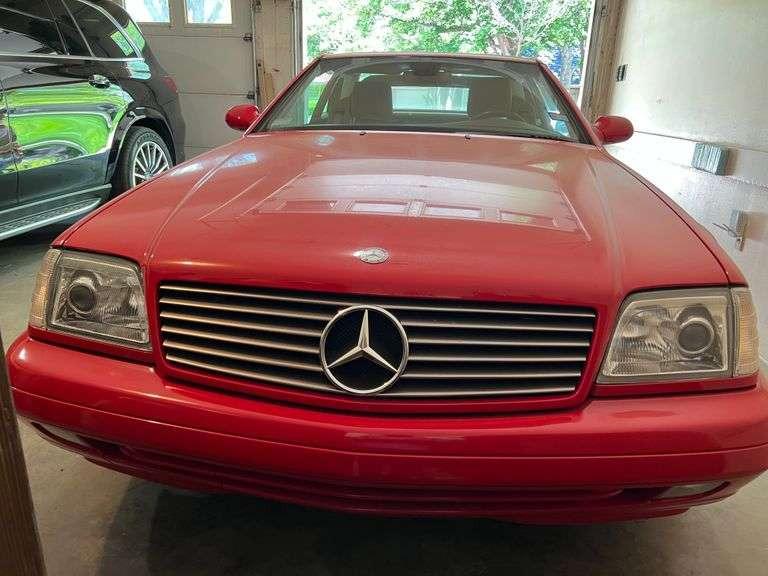 2000 Mercedes-Benz 500SL two top convertible