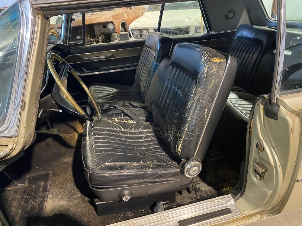 [NO RESERVE] 1965 Chrysler Imperial Crown Coupe