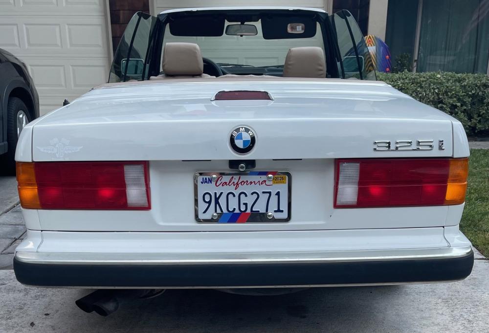 1990 BMW 325i Convertible Coupe