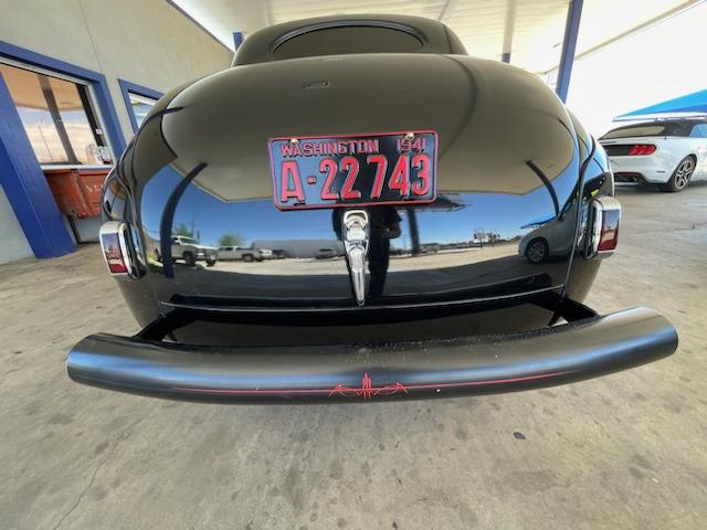 1941 Ford Deluxe Coupe