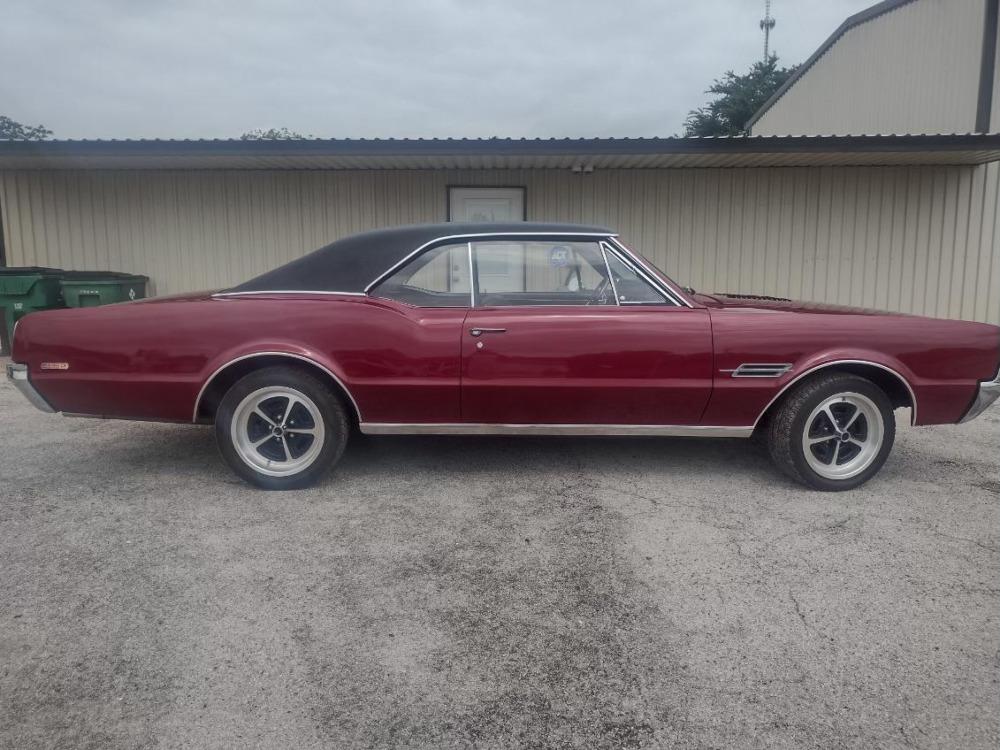 1966 Oldsmobile 442 Coupe