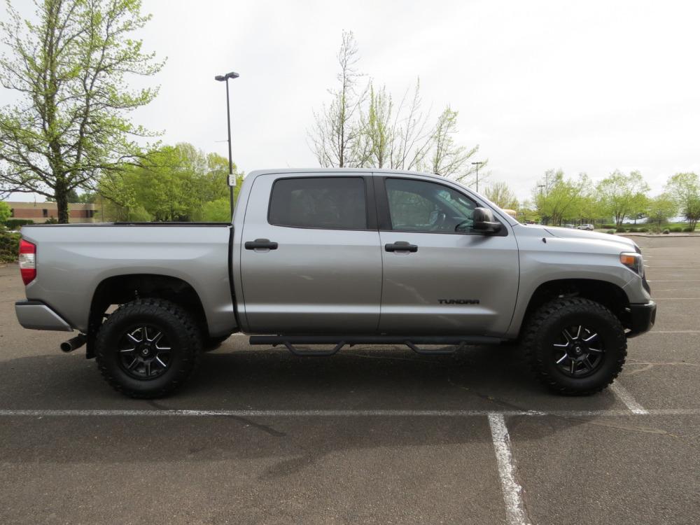 2017 Toyota Tundra Limited