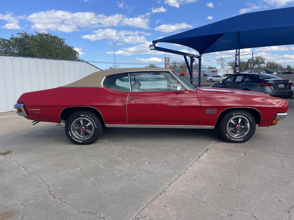 1970 Pontiac LeMans Sedan