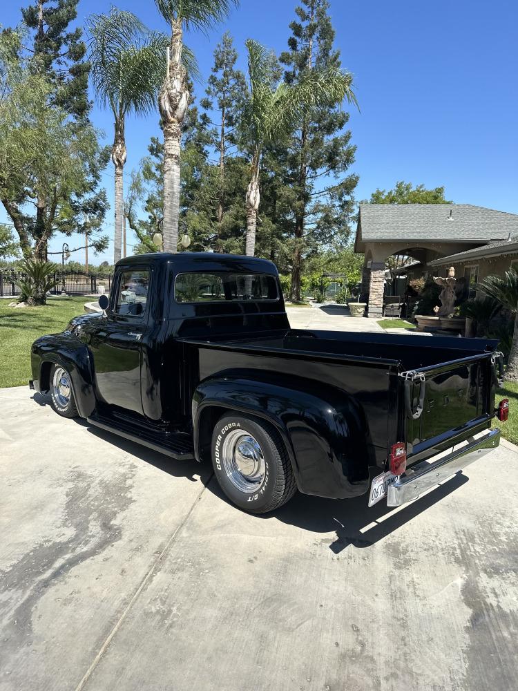 1956 Ford F100 pickup