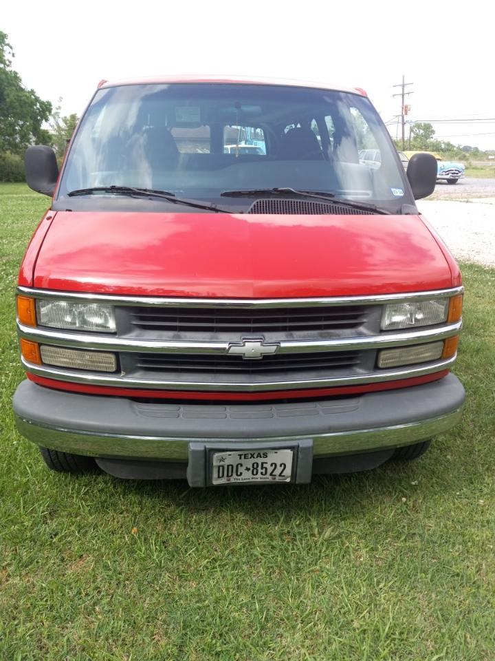 2002 Chevrolet Express