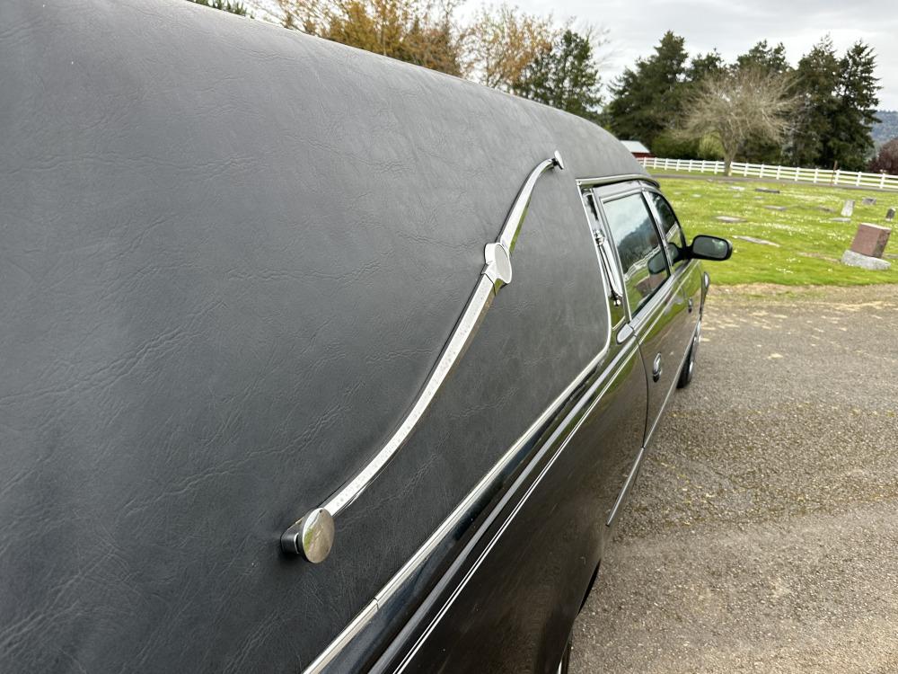 2002 Cadillac deVille HEARSE