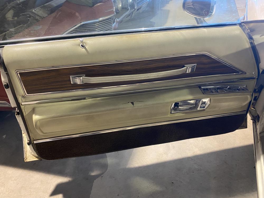 [NO RESERVE] 1972 Buick Riviera GS