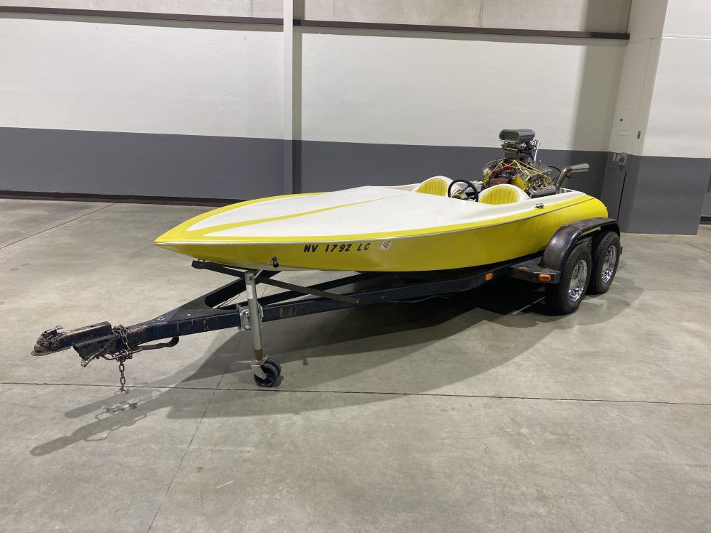 1976 Hondo Flat Bottom Speed Boat w/ trailer